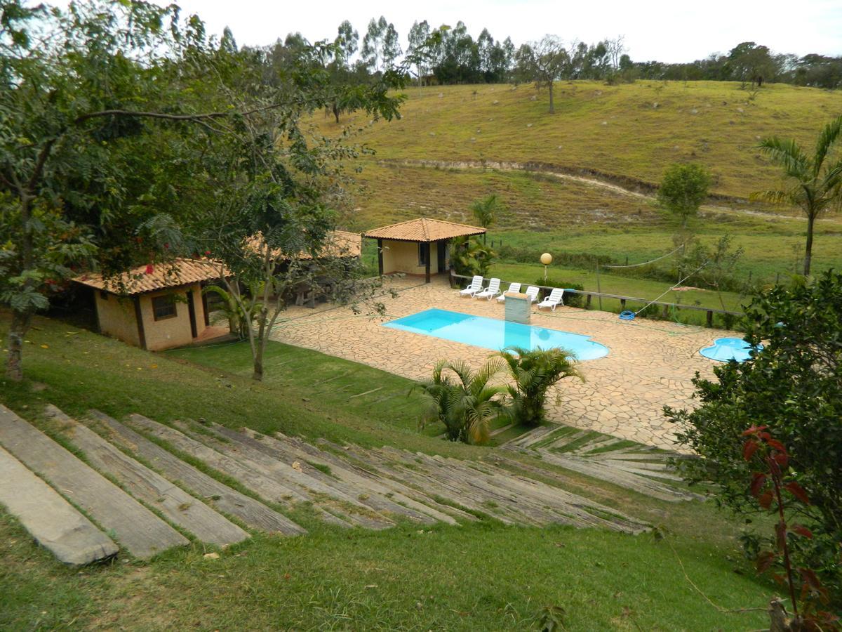 Pousada Nossa Fazendinha Brumadinho Exterior foto